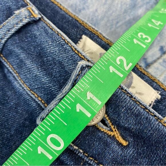 We The Free People | High Rise Dark Wash Raw Hem Skinny Blue Jeans Size 30 - Picture 11 of 13